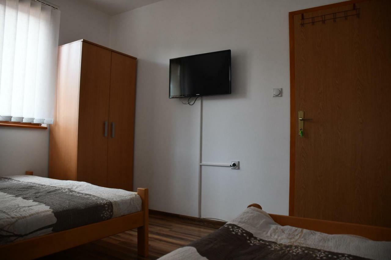Apartment And Rooms Konak Višegrad Eksteriør bilde